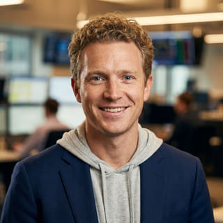 Ryan Brooks, analyste principal en trading chez Vaste Trocélance, dans une image de profil